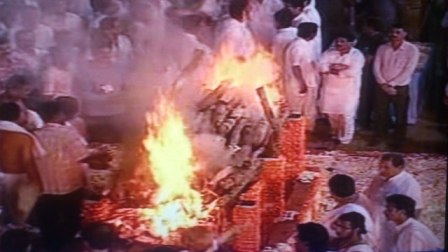 Bal-Thackeray-Funeral2