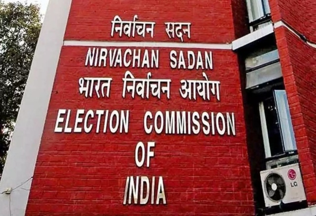 Election Commission of India directs all States/UTs to ensure time-bound issuance of ‘No Dues certificate’ to candidates which are to be included in their affidavits.