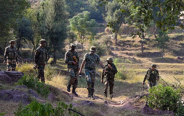 3 soldiers and 1 BSF jawan killed, 3 militants gunned down in Jammu and Kashmir’s Machil sector