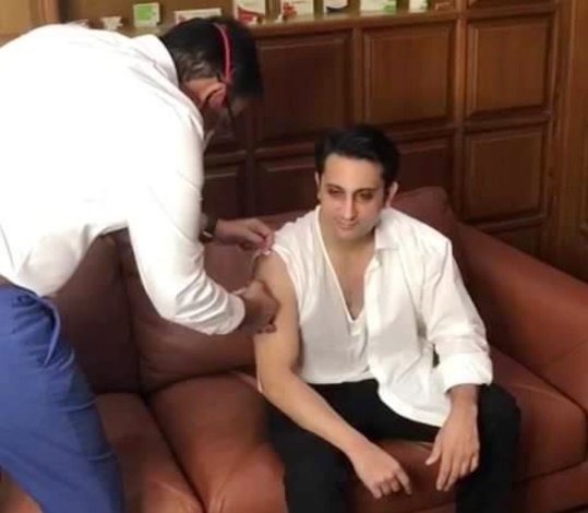 Adar Poonawalla takes Covid Vaccine