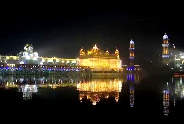 Golden Temple in Amritsar illuminated in Guru Gobind Singh's Birth Anniversary