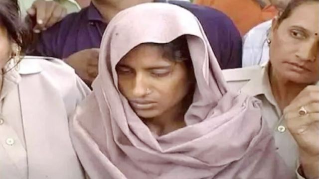 Shabnam, who axed 7 kin to death become first woman to be hanged in independent India