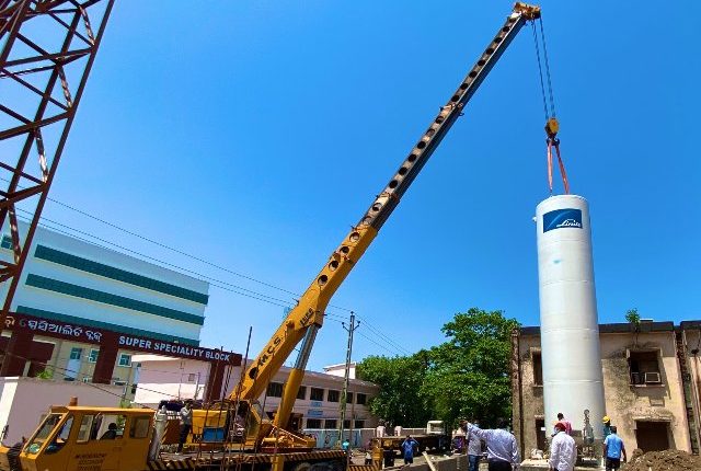 Installation of a liquid medical oxygen plant has started at the MKCG Medical College and Hospital, Berhampur.