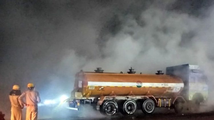 A truck loaded with acid on its way from Brahmapur (Odisha) to Kolkata (West Bengal) starts to leak near Champagarh. A team of firefighters on the spot to contain the leak.