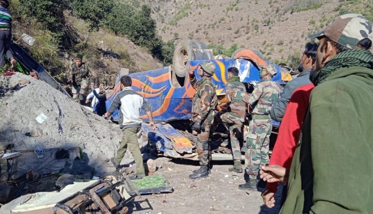 8 dead in Jammu and Kashmir road accident