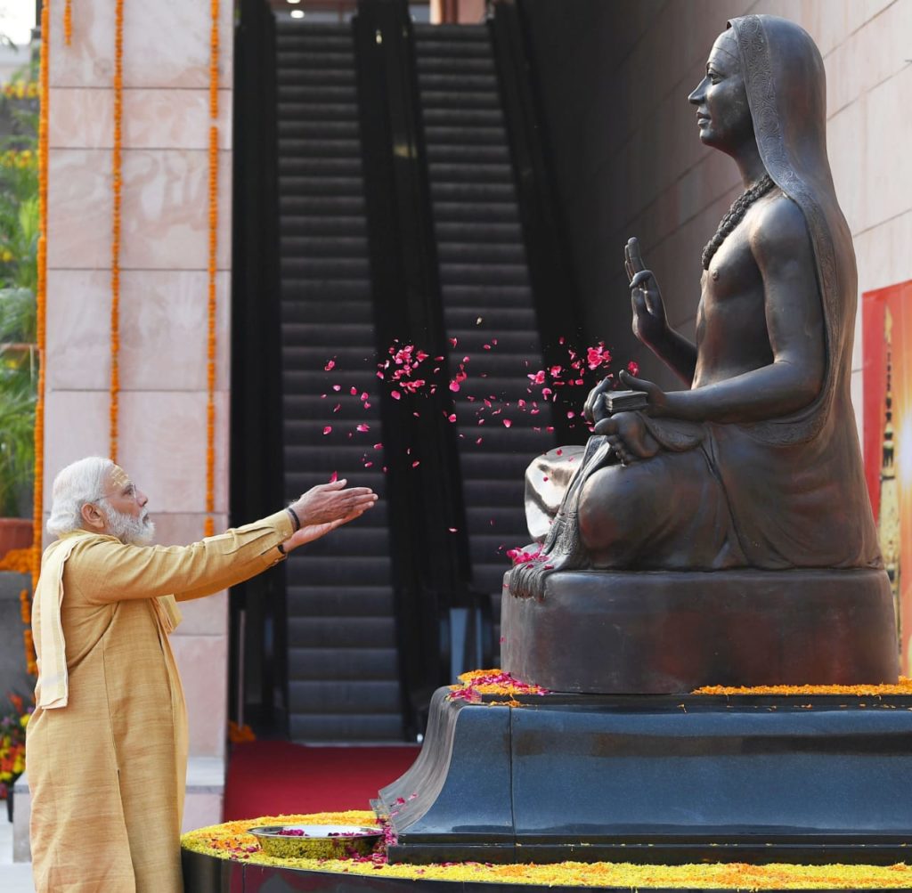 In PICs-PM Narendra Modi in Kashi Dham