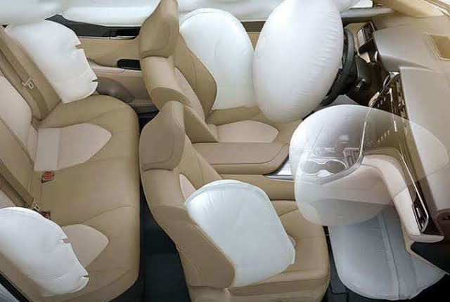 6 Airbags MUST for Vehicles carrying up to 8 Passengers