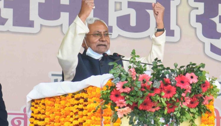 Nitish Kumar becomes 1st CM to get infected with Omicron