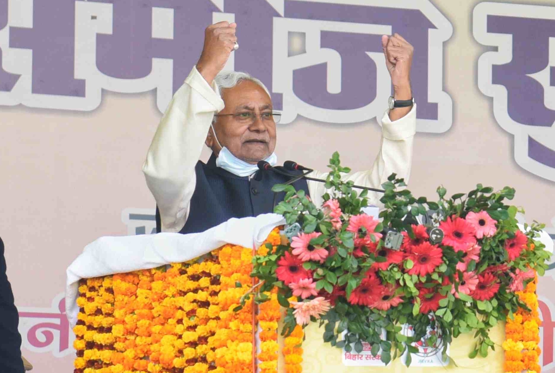 Nitish Kumar becomes 1st CM to get infected with Omicron