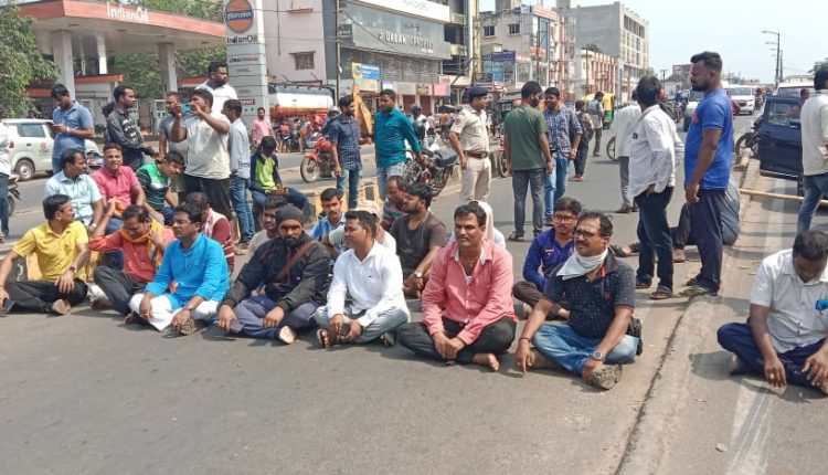 Tensions in Jharpada Area over demolition of Daily Market
