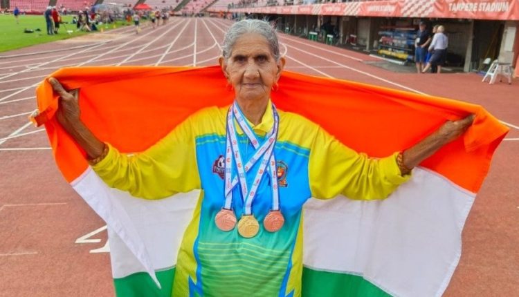 94-year-old Bhagwani Devi Dagar from India wins 1 Gold & 2 Bronze medals at the World Masters Athletics Championship in Tampere. She clocked 24.74 seconds in 100m sprint to win the Gold.