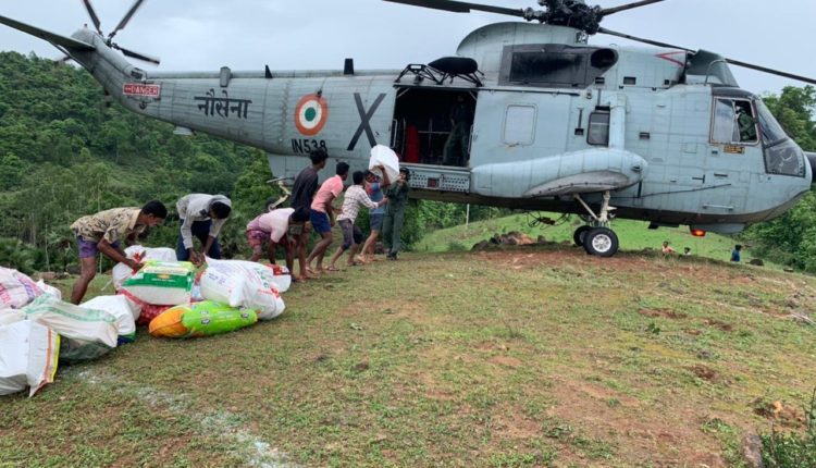 Godavari flood: Indian Navy conducts rescue, relief oporations in marooned villages in Andhra's Eluru.