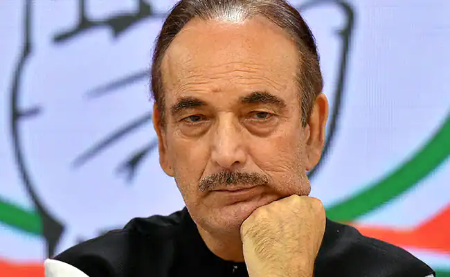 Ghulam Nabi Azad quits Congress; blames Rahul Gandhi