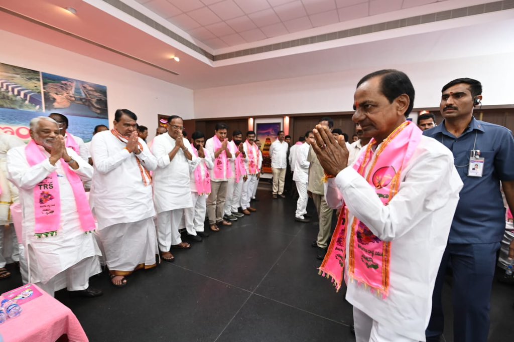 KCR launches BRS