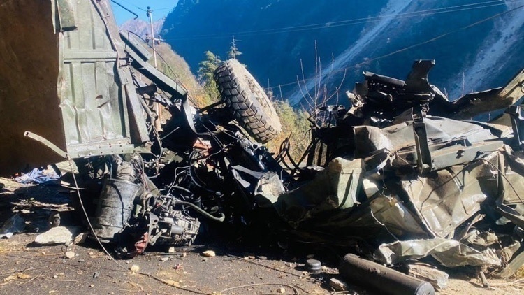 16 Army Personnel die of a Road Mishap in Sikkim