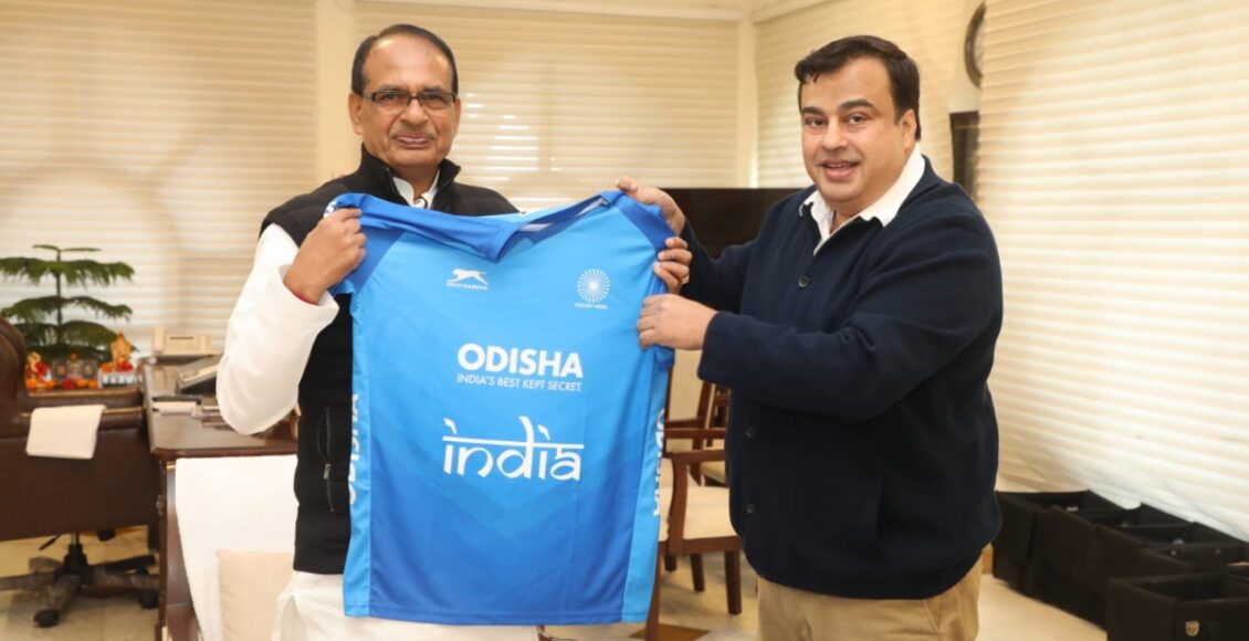On behalf of Chief Minister Naveen Patnaik, Odisha Minister Rohit Pujari invites Madhya Pradesh CM Shivraj Singh Chouhan to attend Hockey World Cup 2023.
