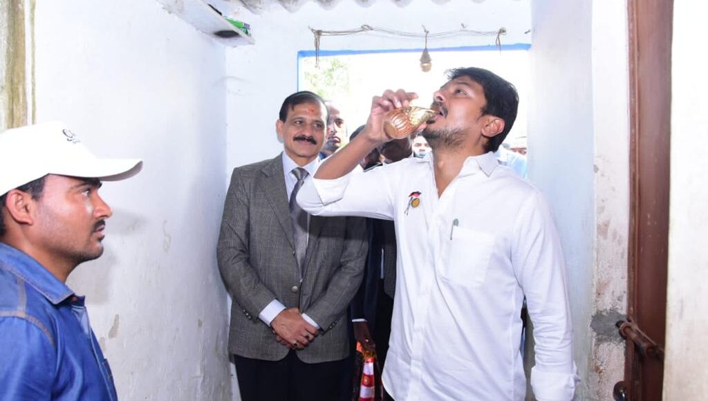 Tamil Nadu Youth Welfare and Sports Minister Udhayanidhi Stalin visited Isaneswar Basti, a slum development area of Jaga Mission scheme.