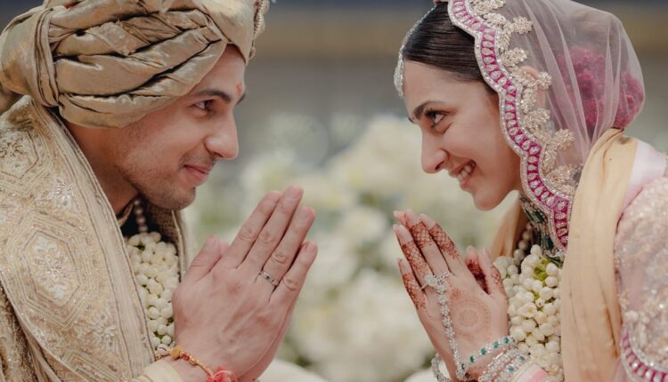 Actors Kiara Advani and Sidharth Malhotra tie the knot in Jaisalmer, share wedding photos.