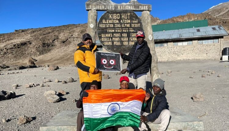 Deepak Sahoo from Odisha climbs Mount Kilimanjaro in South Africa