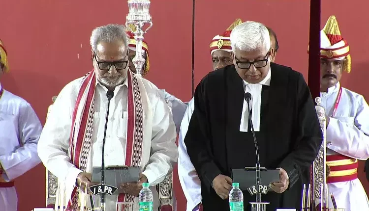 Justice Subhasis Talapatra sworn in as new Chief Justice of Orissa High Court. He was administered oath by Governor Prof Ganeshi Lal.