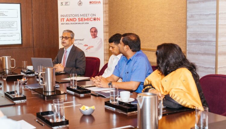 Odisha Govt delegation which was on an official visit to Silicon Valley had a detailed discussion with Mr. Shiva Ramani, CEO, iOPEX. Ramani announced his plans to set up a 500 capacity Offshore Development Centre in Bhubaneswar