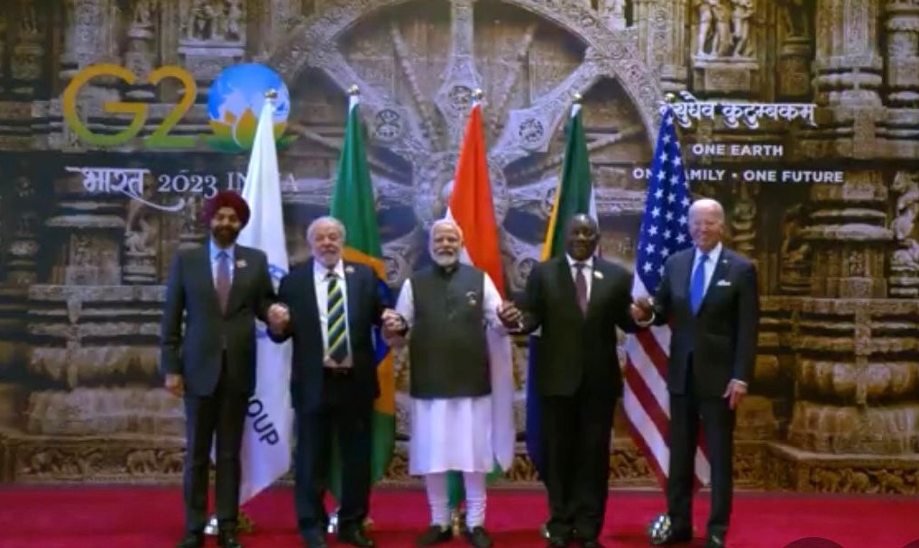 PM Modi welcomed all the G20 dignitaries at the Bharat Mandapam in front of a giant image of the Konark wheel from Odisha's Sun Temple.