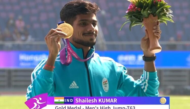 Asian Para Games, Men's High Jump-T63: India sweeps the podium - Shailesh Kumar wins Gold, Mariyappan Thangavelu wins Silver and Ram Singh Padhiyar wins Bronze.