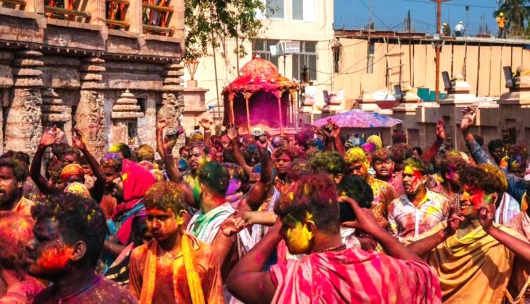 Holi festivity grips Odisha as people across the State celebrate Holi today with enthusiasm and gaiety.