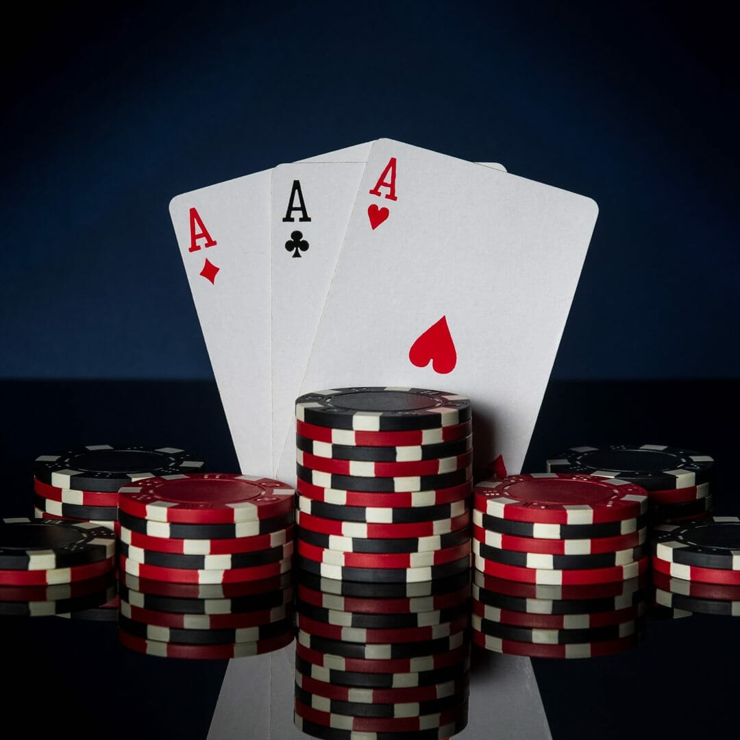What is Poker and why choose Pokerbaazi App to play?