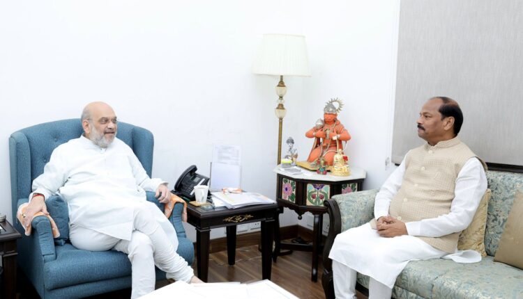 Odisha Governor Raghubar Das meets Amit Shah