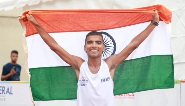 Corporal Amar Singh Devanda from the Indian Ultra Marathon team clinched Gold at the 24-Hour IAU Asia Oceanic Championship in Canberra.
