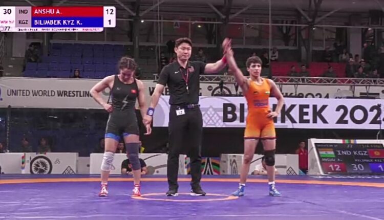 Indian wrestler Anshu Malik moves to 57kg semifinals at Asian Olympic Qualifer with 12-1 win over Kyrgyzstan's Kalmira Bilimbek Kyzy.