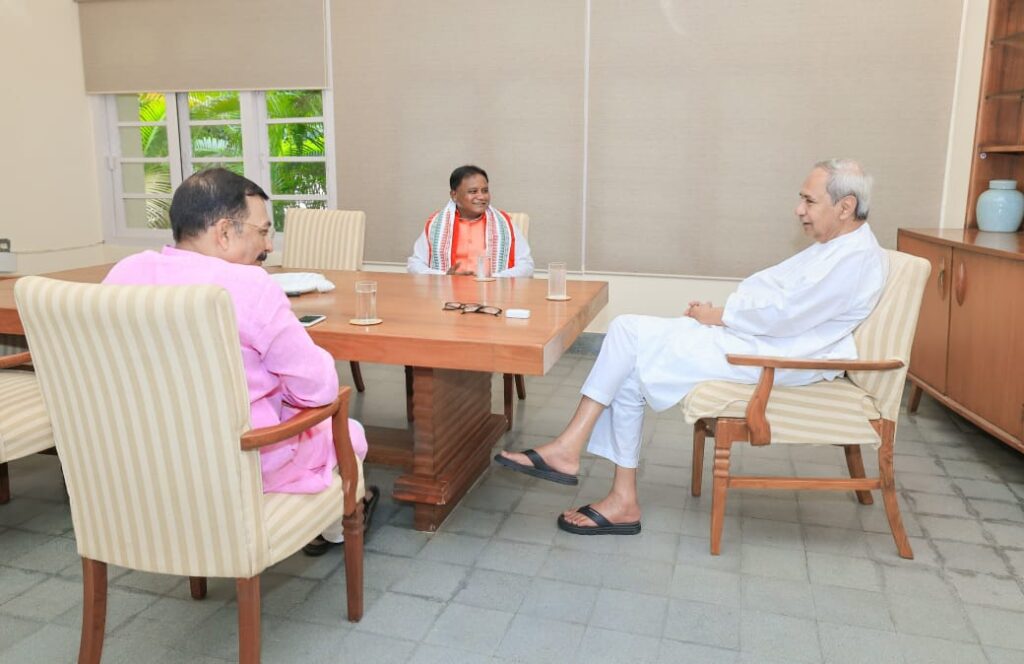 CM-designate Mohan Majhi meets Naveen Patnaik