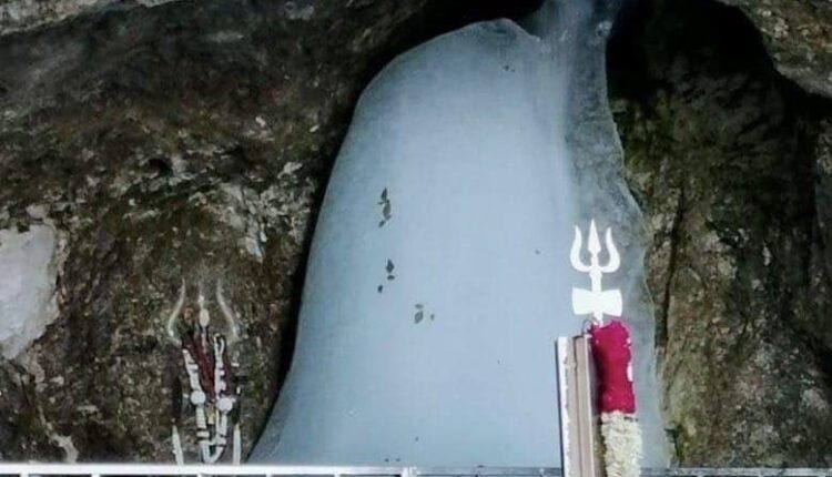 Second batch of 4,029 pilgrims leave Jammu as 52-day-long Amarnath Yatra begins today. it will end on August 19.