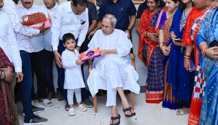 Naveen Patnaik celebrates his Birthday with Fans and Followers