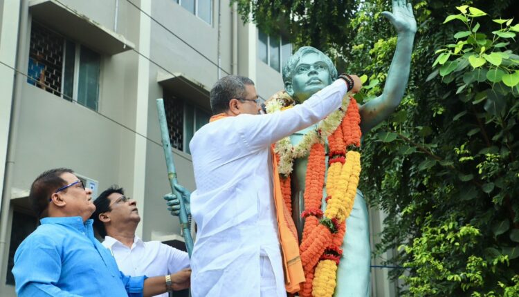 Union Minister Dharmendra Pradhan paid rich tributes to Freedom Fighter and India’s Youngest Martyr Baji Rout on his Birth Anniversary.