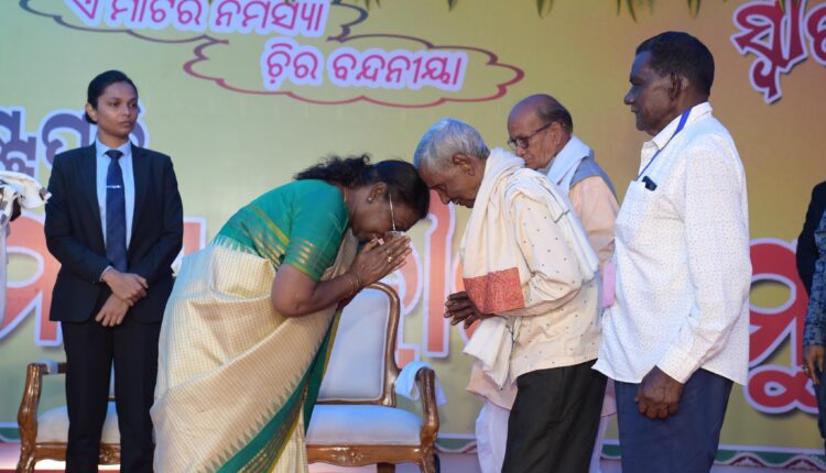 President Droupadi Murmu visited her school campus, felicitated her teachers and elders at her native village Uparbeda in Mayurbhanj district.