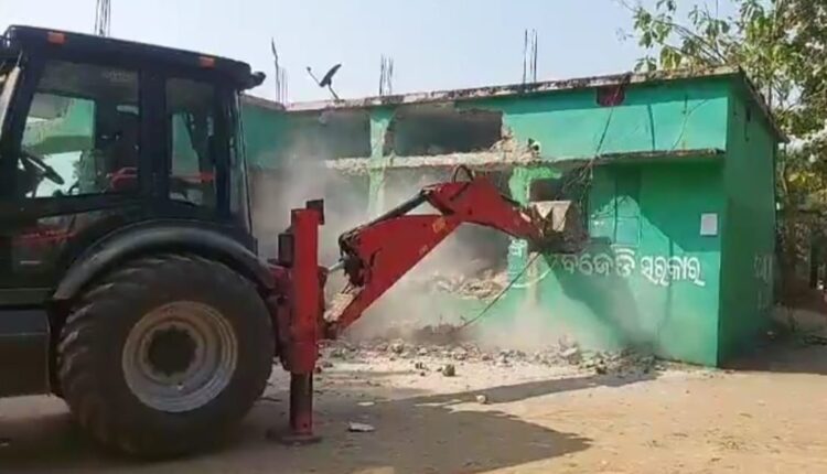 BJD Office Demolished in Kumarpur Panchayat in Athagarh