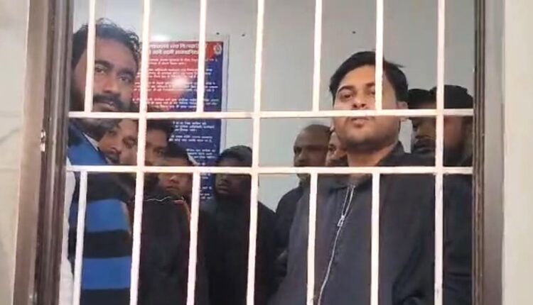 Former Minister Naba Das’ son Vishal Das detained with some “missing” Sarpanch and Samiti Members in Sareipali, Chhattisgarh.