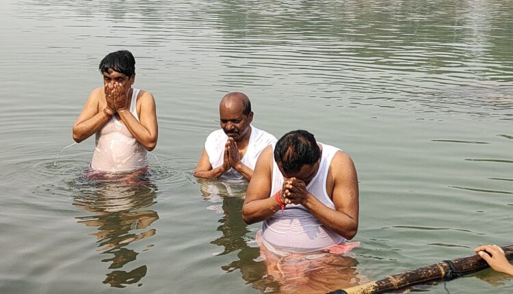 Odisha CM takes holy dip at Baitarani River on Makar Sankranti