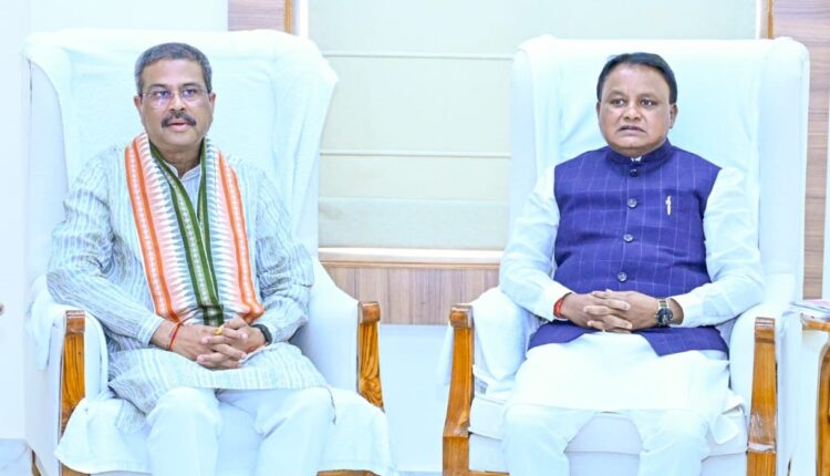 Key Meeting held at CM’s Residence; Dharmendra Pradhan Present