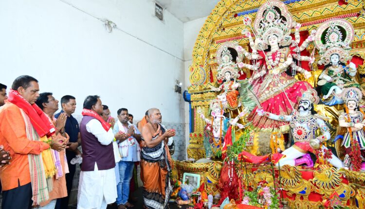 Odisha CM Mohan Majhi Durga Puja