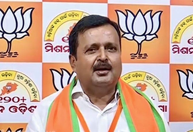 Senior BJP leader and renowned poet Sankarsan Parida breathed his last on Thursday while undergoing treatment at AIIMS Bhubaneswar.