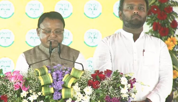 Mohan Majhi Jay Dholakia