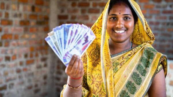 10-10 हज़ार रुपये