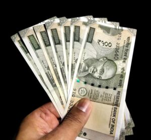 10-10 हज़ार रुपये 