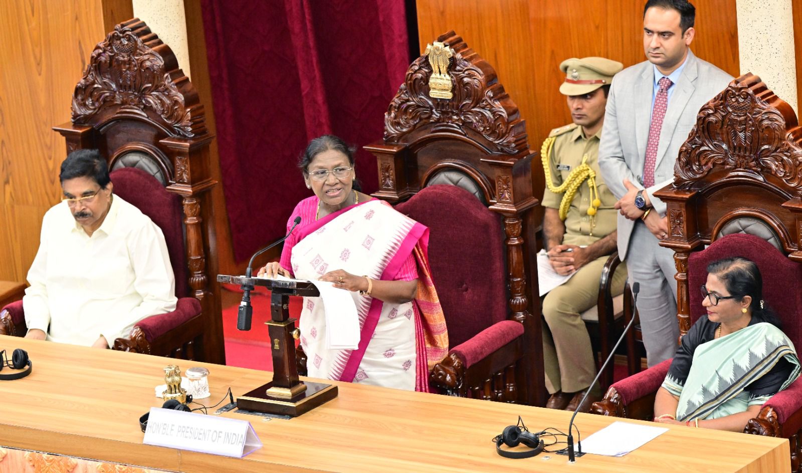 In Pics: President Droupadi Murmu in Odisha Assembly