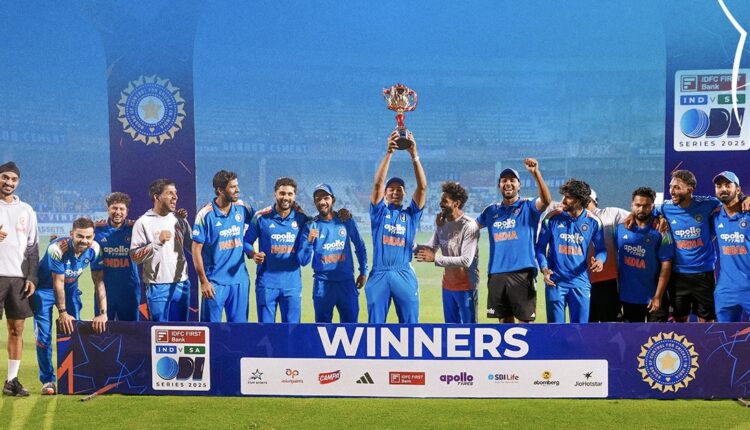 India Win 3rd ODI; Clinch Series 2-1