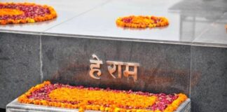 President Droupadi Murmu, Vice President CP Radhakrishnan, PM Modi pay homage to Mahatma Gandhi at Rajghat on his death anniversary, also observed as Martyrs’ Day.