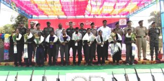 10 Naxals including State Committee Member Sanu Pottam aka Nitu surrender before police at Phulbani, Kandhamal.